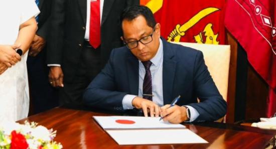 Parliament Votes to End Ex-Presidents' Privileges